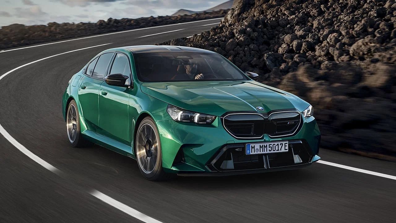 BMW-M5-PHEV-1